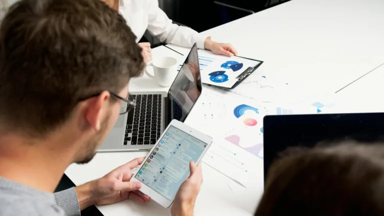 Elevate Your Cincinnati Business with a Custom Website - Professional illustration